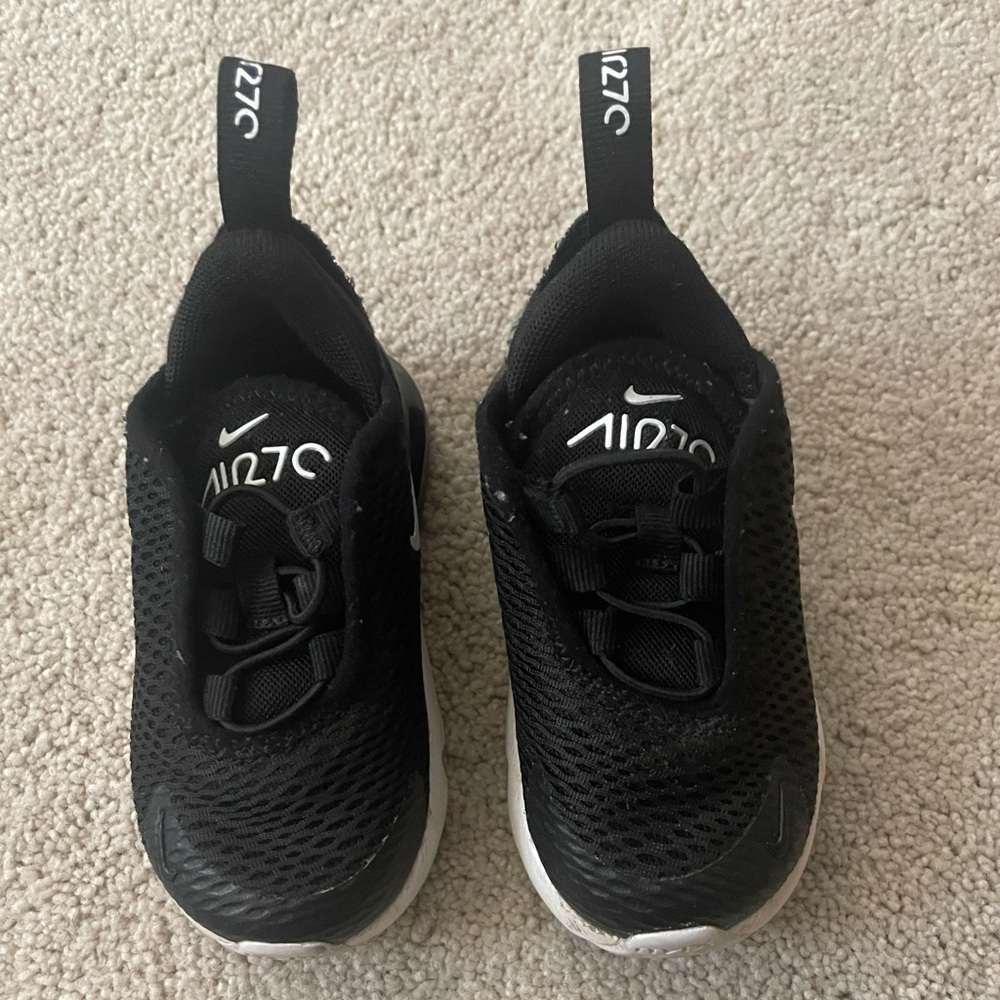 Nike Air Max 270